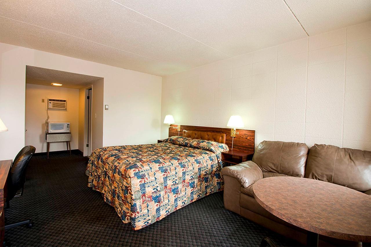 Aladdin Motel Edmonton Dış mekan fotoğraf